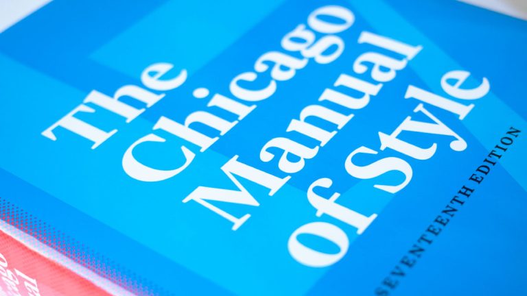 Read more about the article Chicago Stili İle Yazar ve Editör İsimlerinin Biçimlendirilmesi