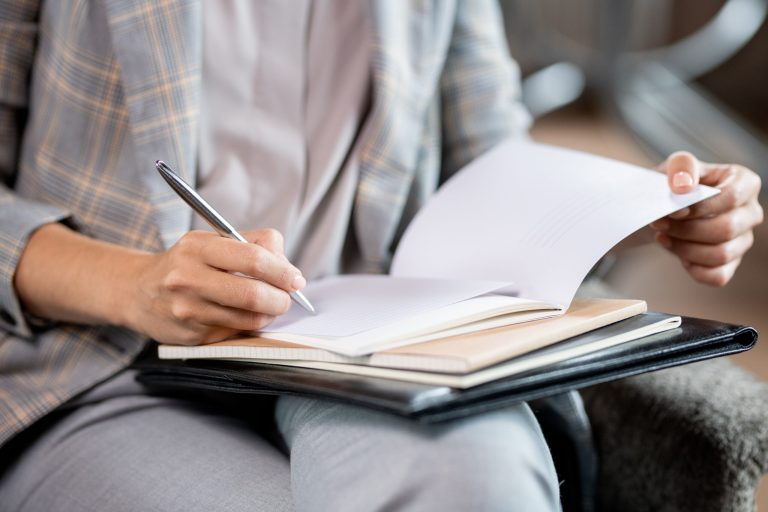 Read more about the article Hemşirelik Ödevi İçin Anlamlı Giriş Bölümü Yazmanın Püf Noktaları